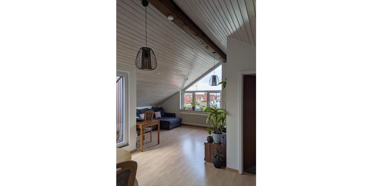 Dachgeschoßwohnung Mössingen - 2.5 Zimmer, 53 m&sup2;, 194.000&euro; | Angebot:26287986