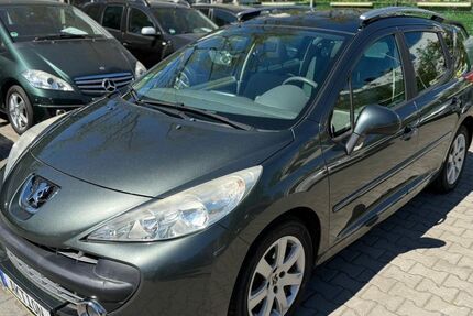 Peugeot 207 120.000 km 3.650 &euro; Berlin Wittenau -Reinickendorf 13407