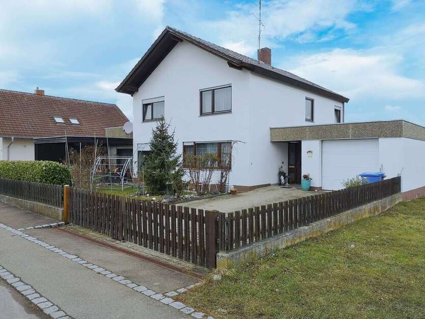 Haus zum Kaufen in Mengen 349.000 € 190 m²