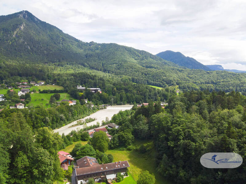 Exklusives Baugrundstück in Alleinlage und unverbaubarem Bergblick