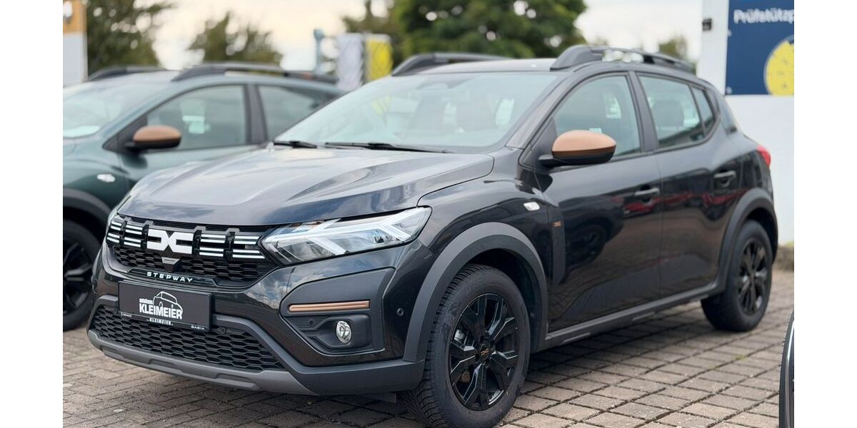 Dacia Sandero 13.100 km 17.700 &euro; Lügde 32676