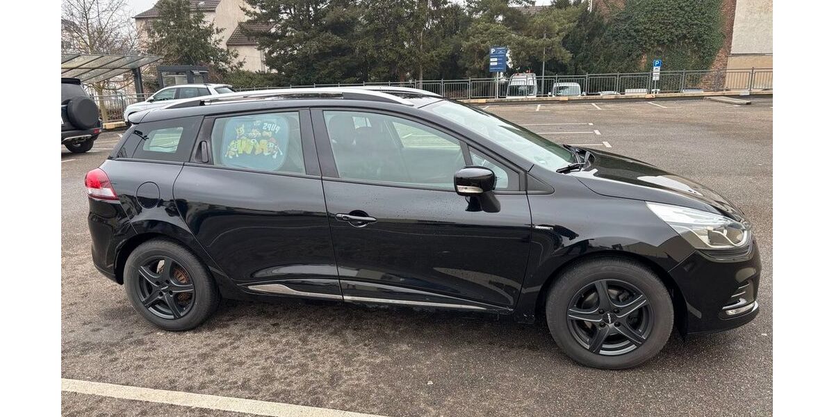 Renault Clio 65.500 km 9.400 &euro; BAD NEUENAHR-AHRWEILER 53474