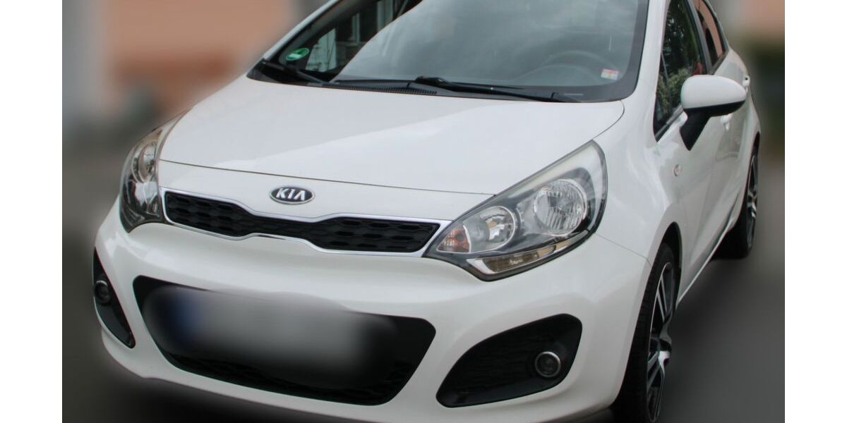 Kia Rio 178.000 km 3.600 &euro; Aldersbach 94501