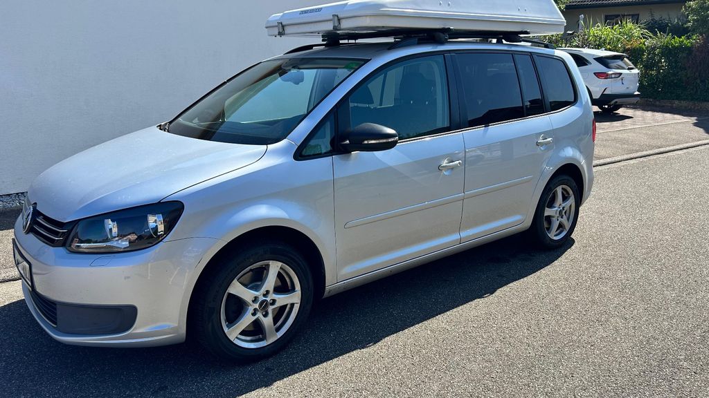 VW Touran 197.886 km 7.700 &euro; Buggingen 79426
