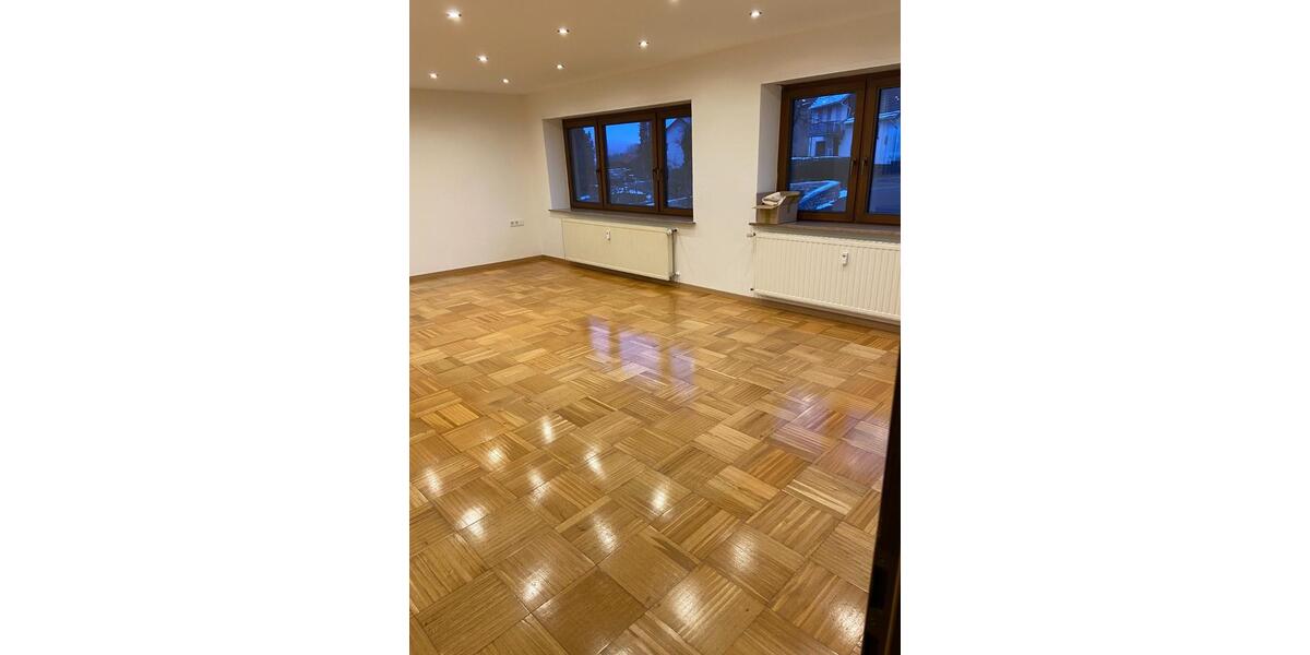 Mietwohnung 1. OG 3 zimmer