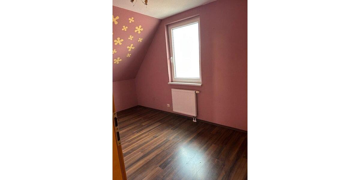 Einfamilienhaus Bentwisch - 5 Zimmer, 140 m&sup2;, 250.000&euro; | Angebot:26777795