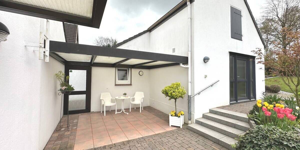 Mehrfamilienhaus, Wohnhaus Bremen / Schönebeck Schönebeck - 5 Zimmer, 137 m&sup2;, 275.000&euro; | Angebot:25777972
