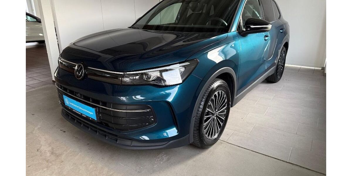 VW Tiguan 25.350 km 38.950 &euro; Arnsberg 59823