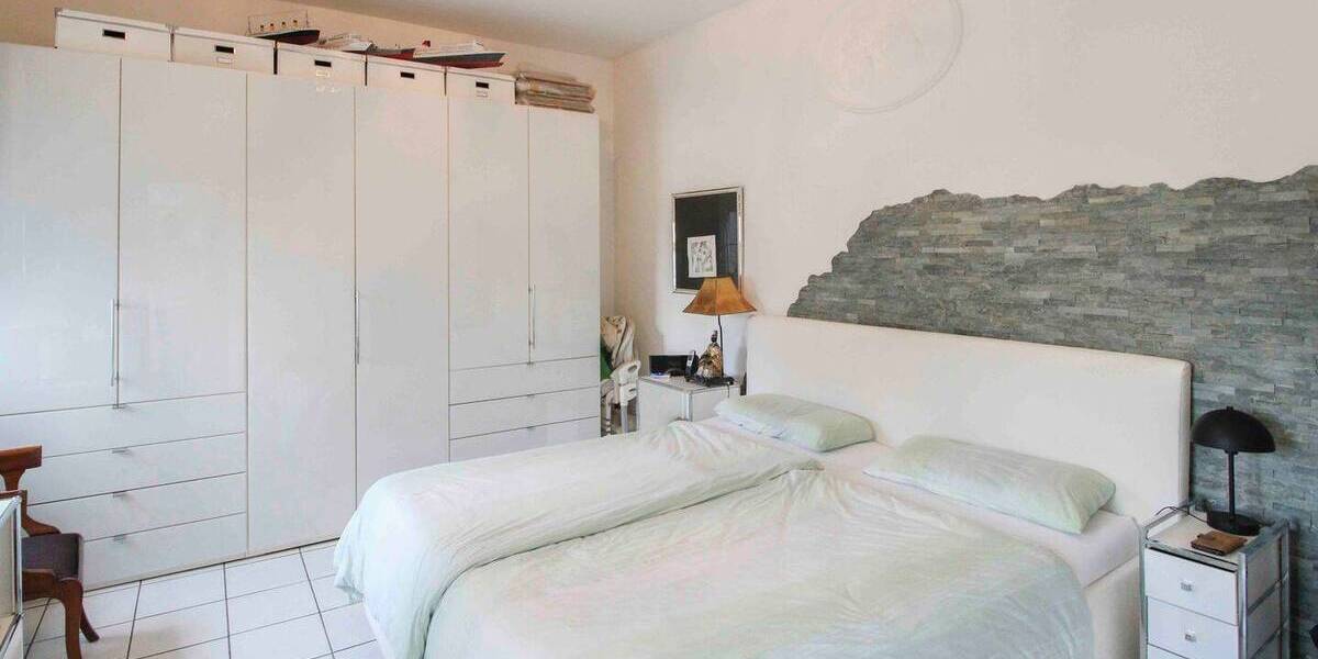 Mehrfamilienhaus, Wohnhaus Mönchengladbach Stadtmitte - 1 Zimmer, 344 m&sup2;, 449.000&euro; | Angebot:26029248