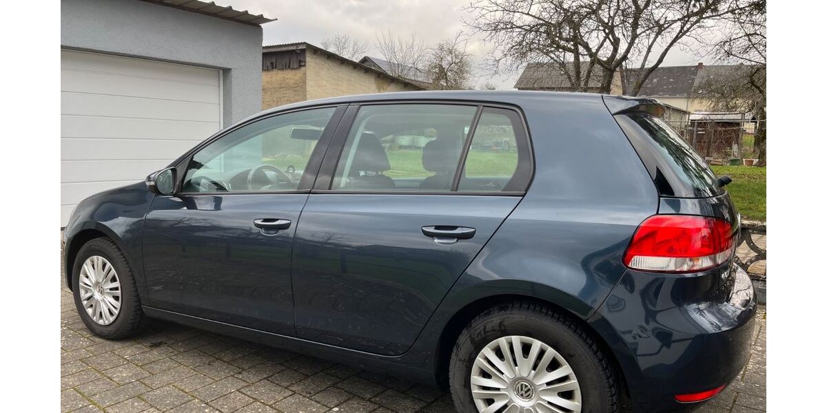 VW Golf 277.000 km 3.000 &euro; Badem 54657