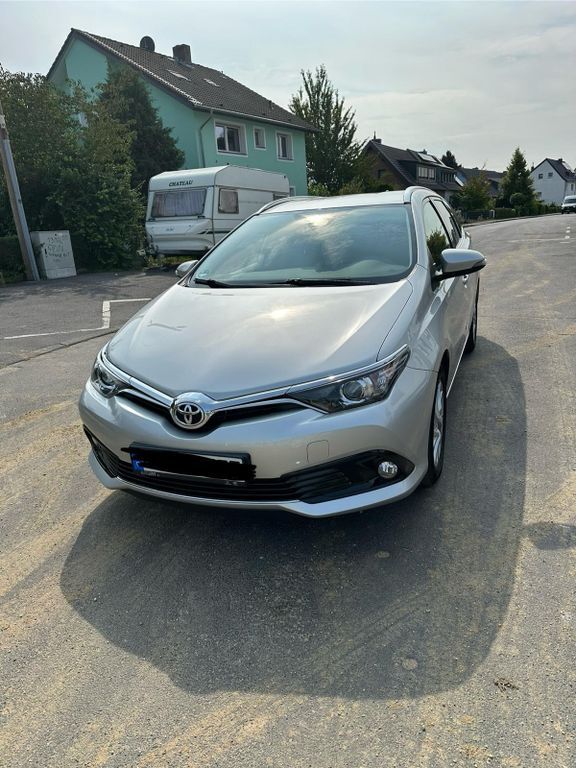 Auris