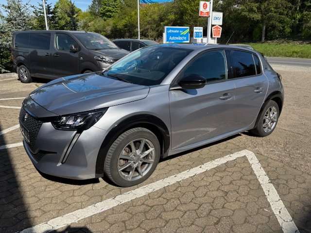 Peugeot 208 60.724 km 14.980 &euro; Stadtlauringen 97488