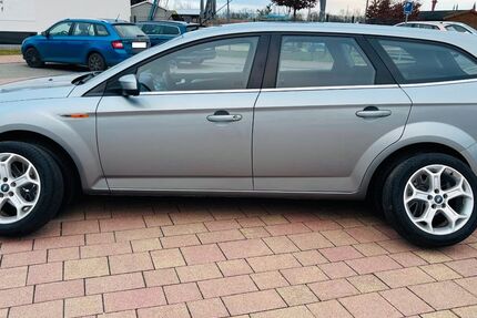 Ford Mondeo 255.000 km 3.499 &euro; Baunatal 34225