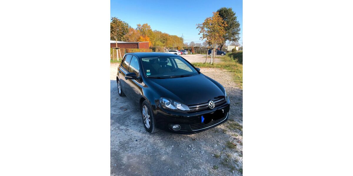 VW Golf 131.000 km 7.100 &euro; Mundelsheim 74395