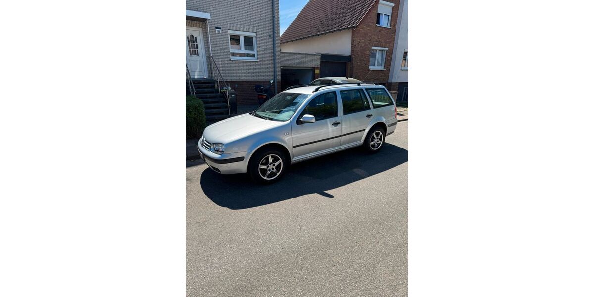 VW Golf 153.000 km 3.500 &euro; Seelze 30926