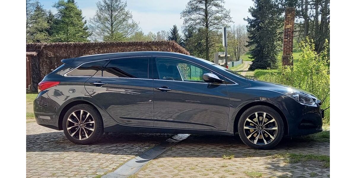 Hyundai i40 137.800 km 9.000 &euro; Grimma 04668