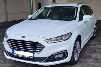 Ford Mondeo 192.000 km 14.900 € Niederkassel 53859