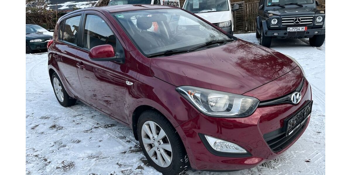 Hyundai i20 35.000 km 4.490 &euro; München 81825
