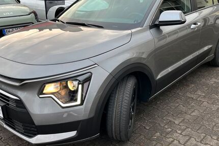 Kia Niro 13.800 km 30.900 &euro; Remagen - Rolandseck 53424