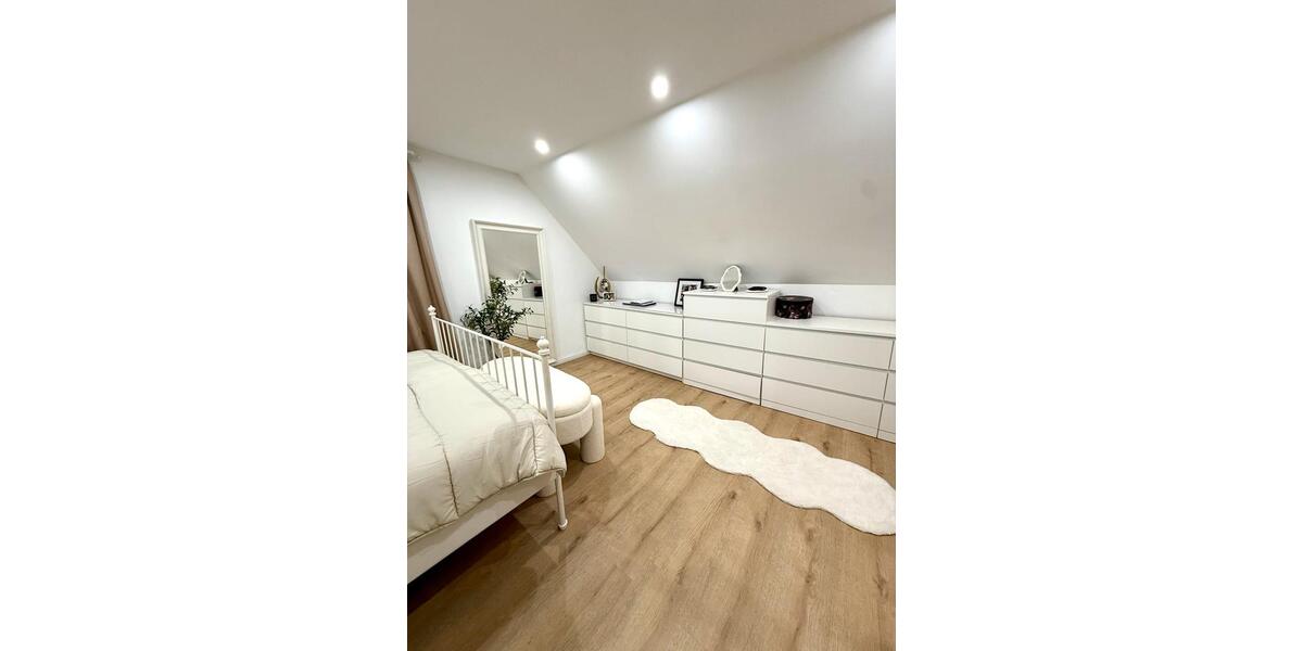 Dachgeschoßwohnung Lappersdorf - 2 Zimmer, 58 m&sup2;, 259.000&euro; | Angebot:25149635