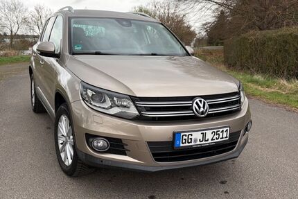 VW Tiguan 198.000 km 9.400 &euro; Rüsselsheim 65428