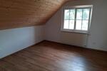 Dachgeschoßwohnung Bad Königshofen im Grabfeld - 6 Zimmer, 124 m&sup2;, 900&euro; | Angebot:26199518