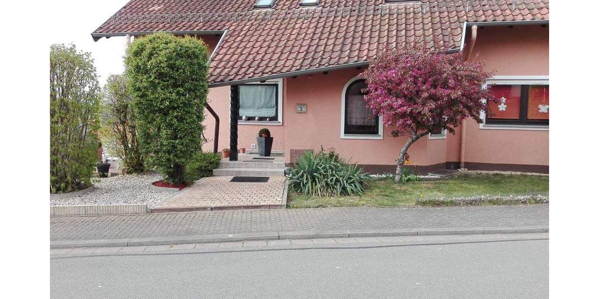 Etagenwohnung Marpingen - 4 Zimmer, 128 m&sup2;, 236.500&euro; | Angebot:25563610