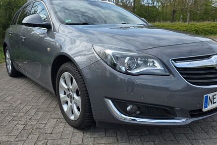 Opel Insignia 69.500 km 12.850 &euro; Neuss 41469