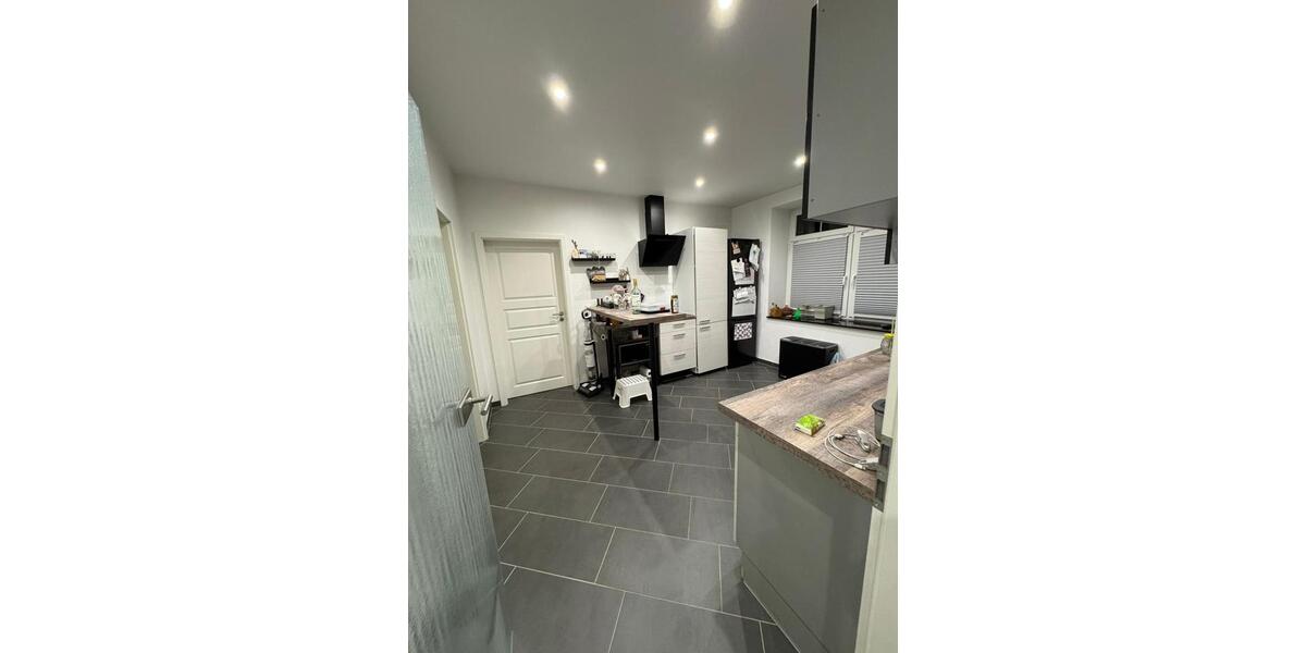 Etagenwohnung Bad Liebenstein - 4 Zimmer, 100 m&sup2;, 1.050&euro; | Angebot:25340222