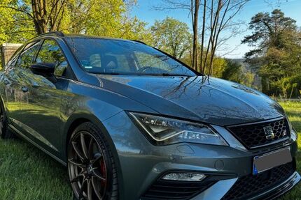 Seat Leon 84.000 km 22.500 &euro; emmerting 84547