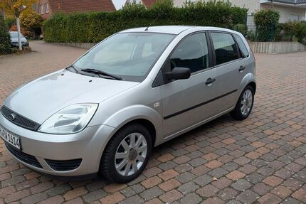 Ford Fiesta 96.000 km 2.450 € Barsinghausen 30890
