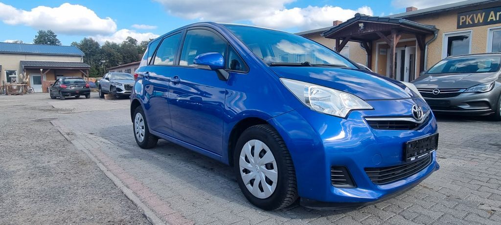 Toyota Verso-S 133.000 km 5.895 € Falkensee 14612