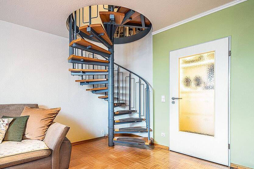 Eine sichere Entscheidung. Moderne Eigentumswohnung, sehr gute Lage, Balkon, Einbauküche.