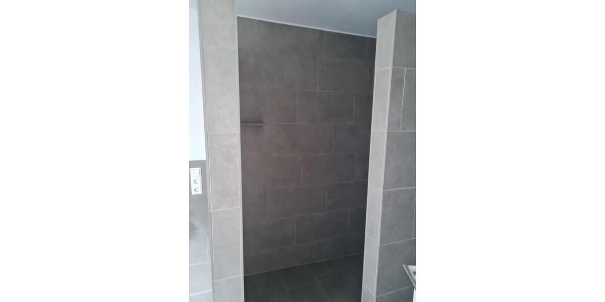 Erdgeschoßwohnung Bietigheim - 2 Zimmer, 80 m&sup2;, 1.080&euro; | Angebot:25403619