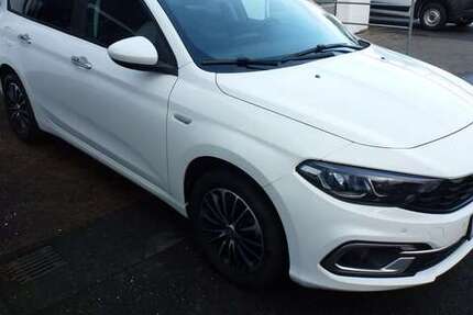 Fiat Tipo 25.420 km 19.750 &euro; Bad Oldesloe 23843