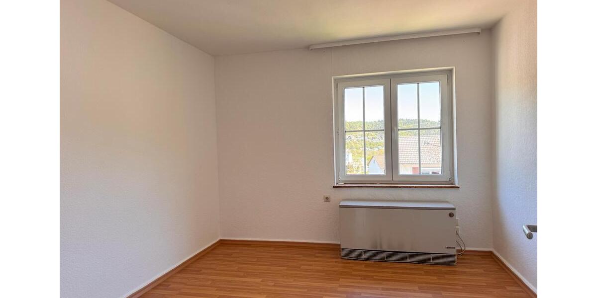 Etagenwohnung Oberndorf am Neckar - 4 Zimmer, 78 m&sup2;, 620&euro; | Angebot:26393588