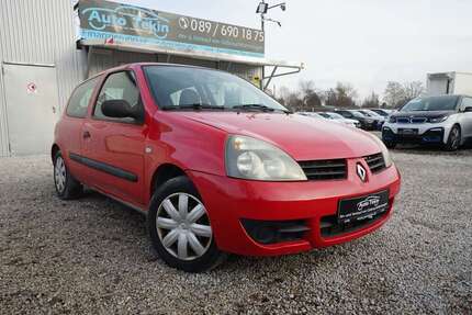 Renault Clio 136.583 km 999 &euro; München 81829