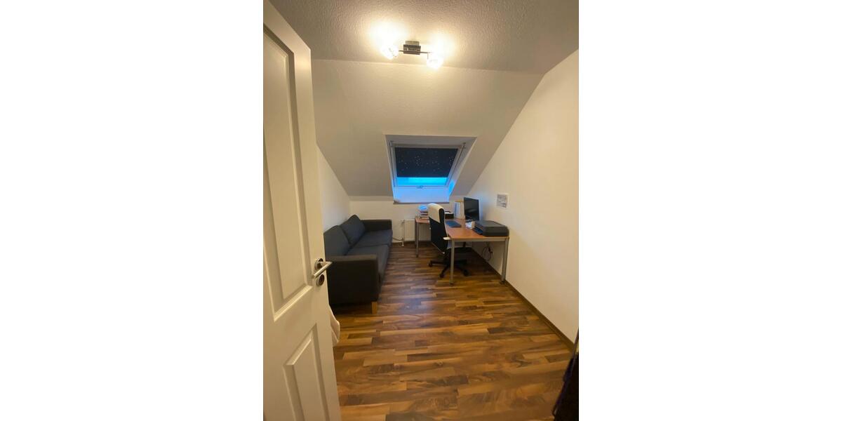 Dachgeschoßwohnung Niedenstein - 2 Zimmer, 128 m&sup2;, 239.000&euro; | Angebot:25414020
