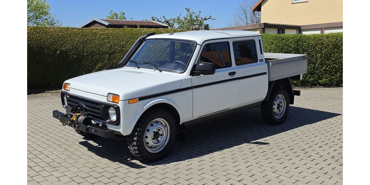 Lada Niva 14.132 km 17.440 &euro; Isserstedt 07751
