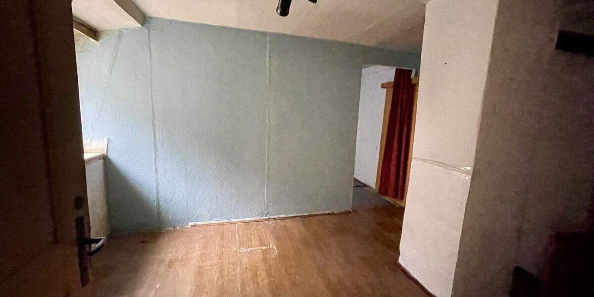 Einfamilienhaus Glashütte - 8 Zimmer, 120 m&sup2;, 80.000&euro; | Angebot:25704907