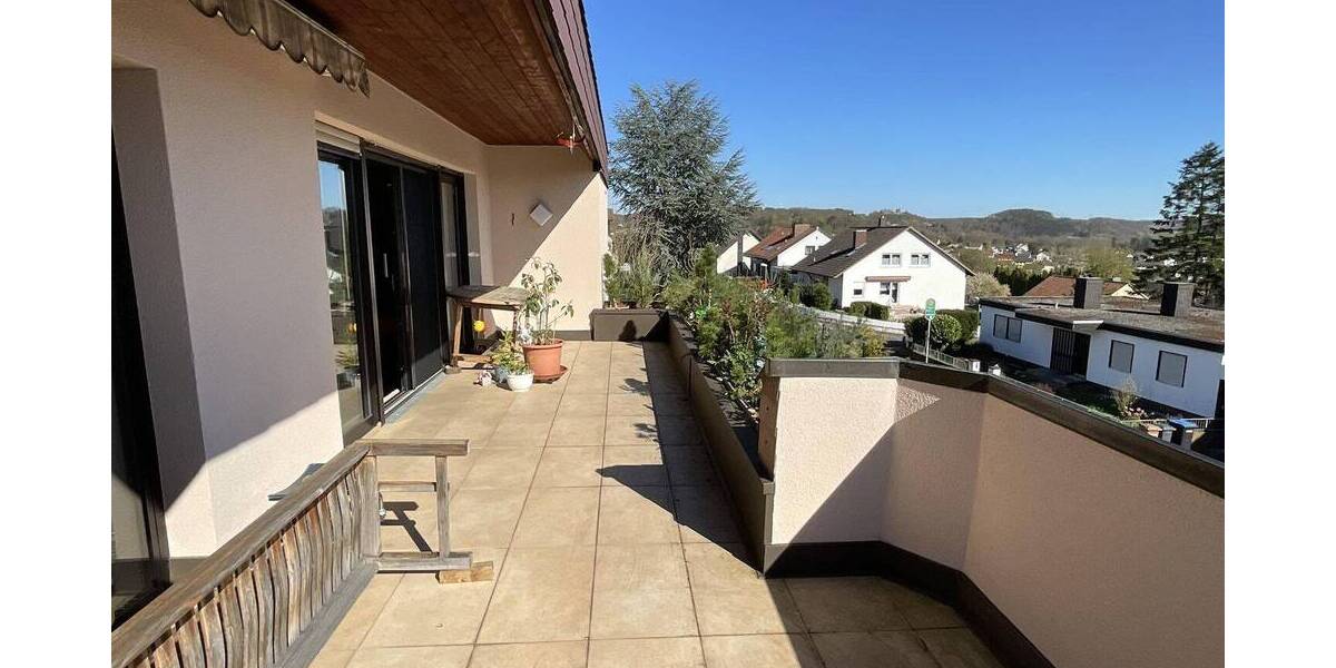 Einfamilienhaus Bad Kissingen Garitz - 8 Zimmer, 198 m&sup2;, 430.000&euro; | Angebot:26388813