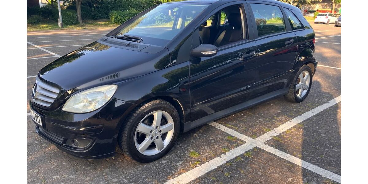 Mercedes-Benz B 180 153.000 km 3.300 &euro; Schwabenheim 55270
