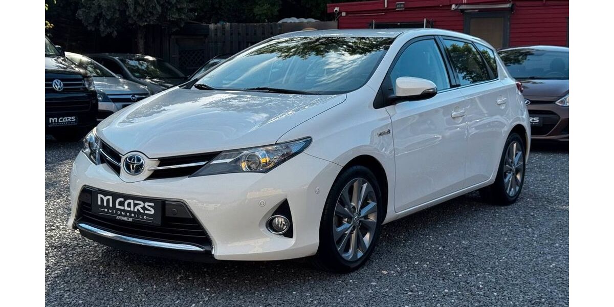 Toyota Auris 142.000 km 10.999 &euro; Bergisch Gladbach 51465