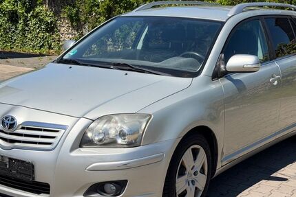 Toyota Avensis 238.000 km 2.490 &euro; Türkheim 86842