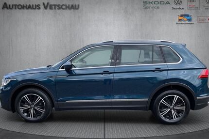 VW Tiguan 22.300 km 35.990 € Vetschau 03226