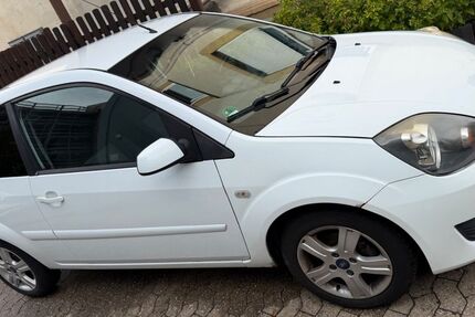 Ford Fiesta 219.890 km 1.100 &euro; Bad Kreuznach 55543