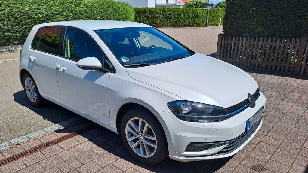 VW Golf 63.888 km 14.900 &euro; Berg im Gau 86562