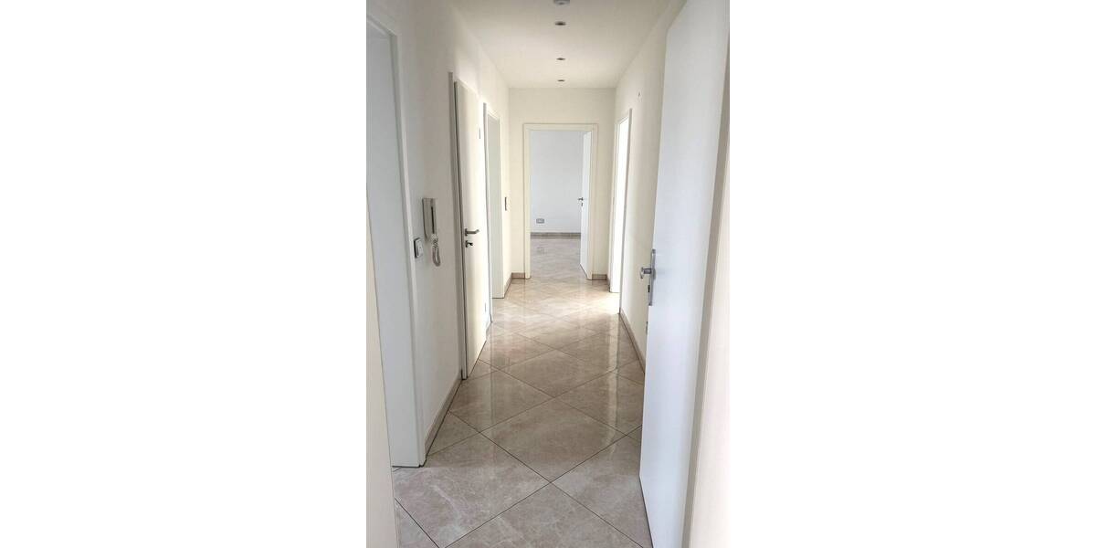 Etagenwohnung Pohlheim Watzenborn-Steinberg - 3 Zimmer, 90 m&sup2;, 1.000&euro; | Angebot:26359799