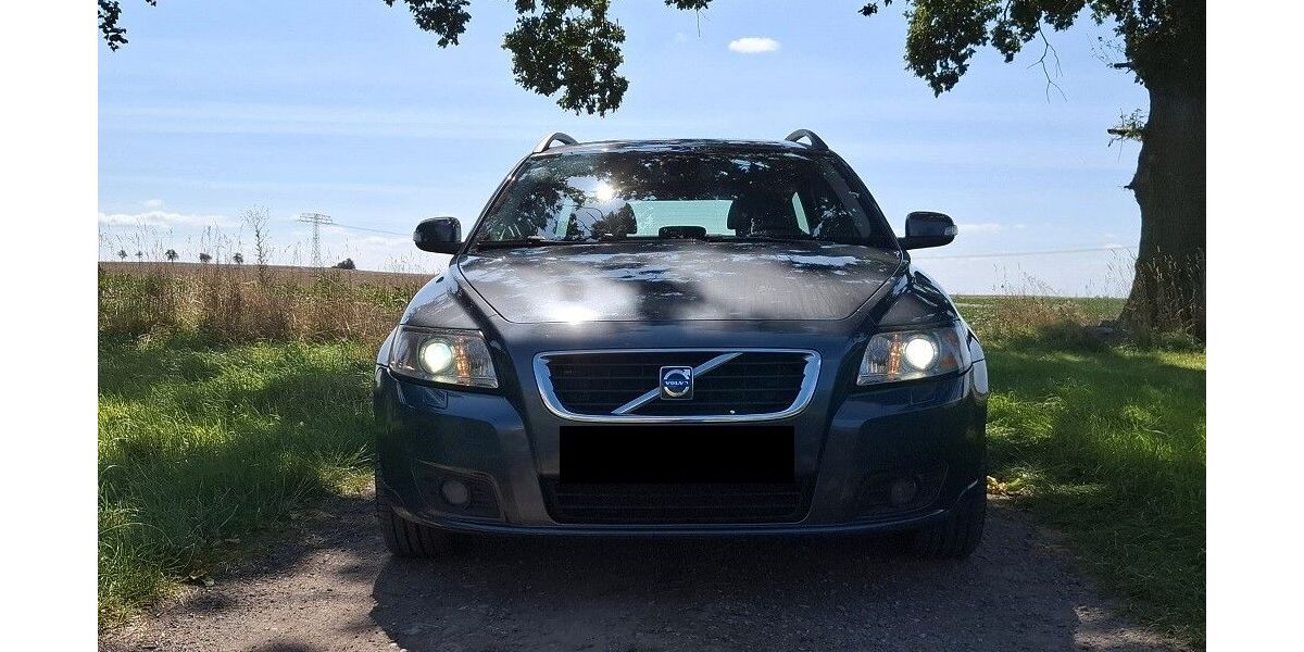 Volvo V50 240.000 km 5.490 &euro; Liebschützberg 04758