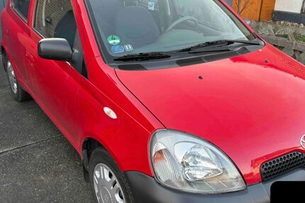 Toyota Yaris 106.500 km 2.499 &euro; Hamm 59077